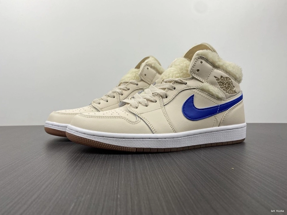 (GS) Pearl Jordan Fleece 1 - DO2207-264 White Mid 1106